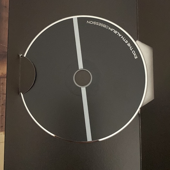 EXO obsession album (green) - Picture 3 of 9